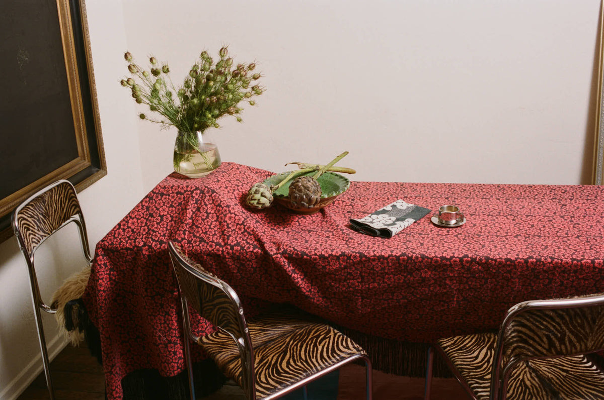 BLOCK-PRINT BLOSSOM TABLE CLOTH