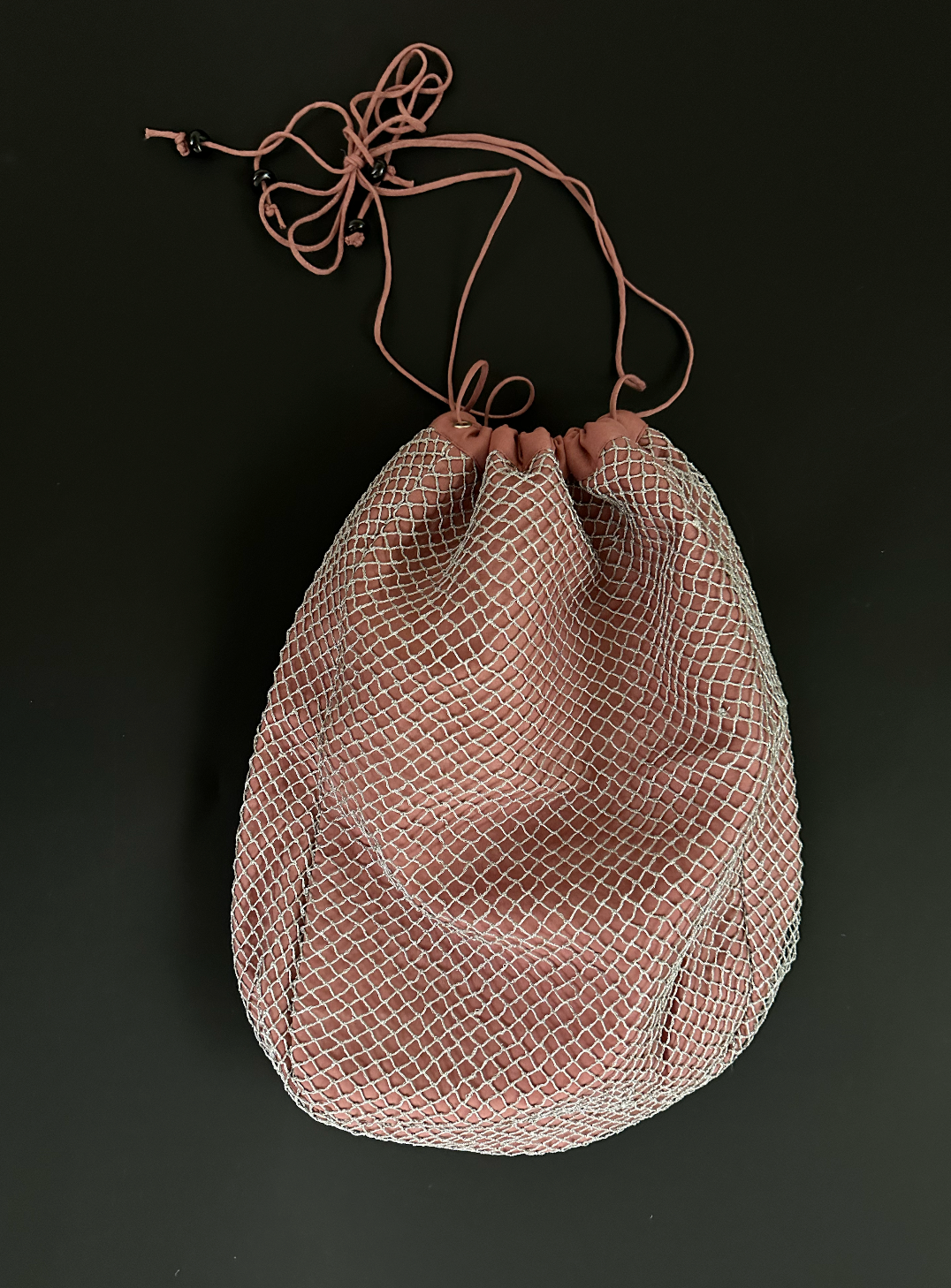 KASAB NET BUCKET BAG, PLUM with SILVER