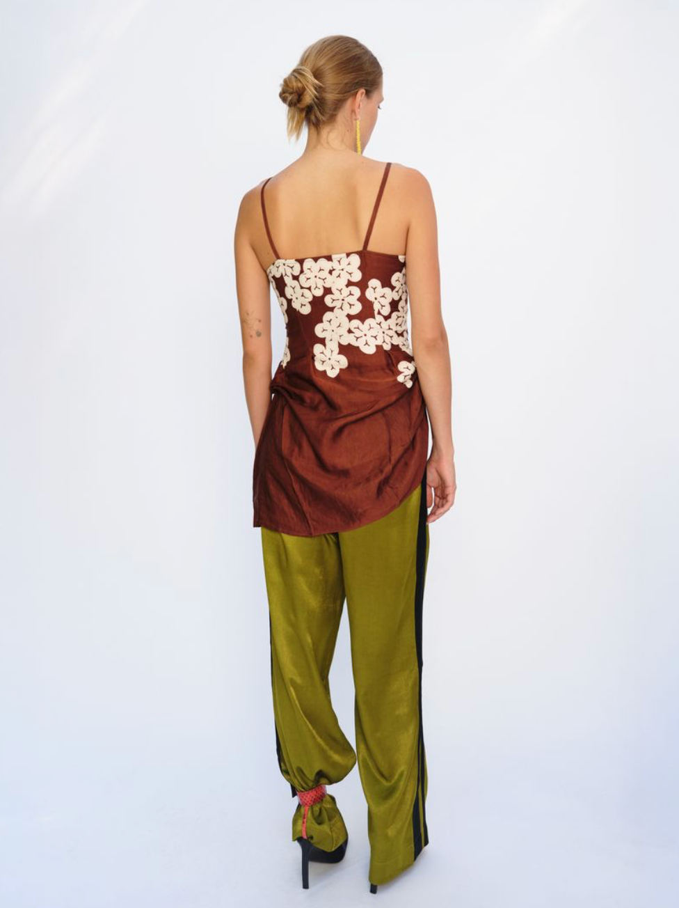 RESIST DYE BLOSSOM CAMISOLE MINI DRESS, CHOCOLATE