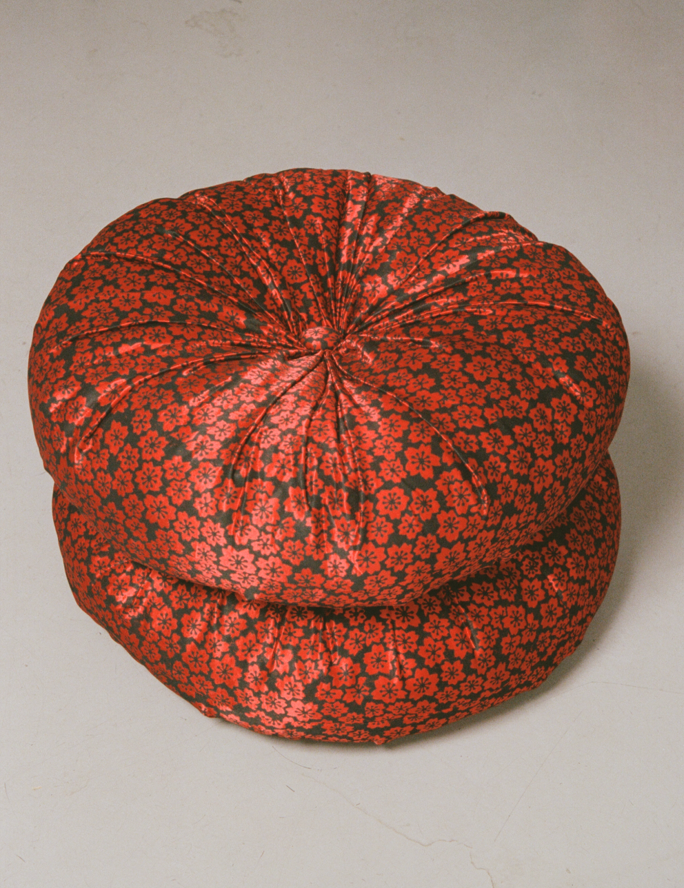 BLOCK-PRINT BLOSSOM ROUND PILLOW CUSHION